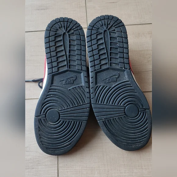 Jordan Air 1 Low Womens Multi-colored, Size 7.5 (Women's Size) - Picture 6 of 8